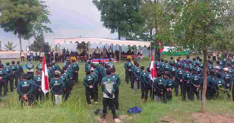 400 Orang Santri Ikuti Jambore Ukhuwah Pemuda Surakarta yang Digelar DSKS di Lereng Gunung Lawu