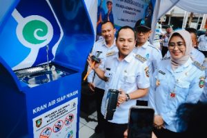 air siap minum di pasar Gede Solo