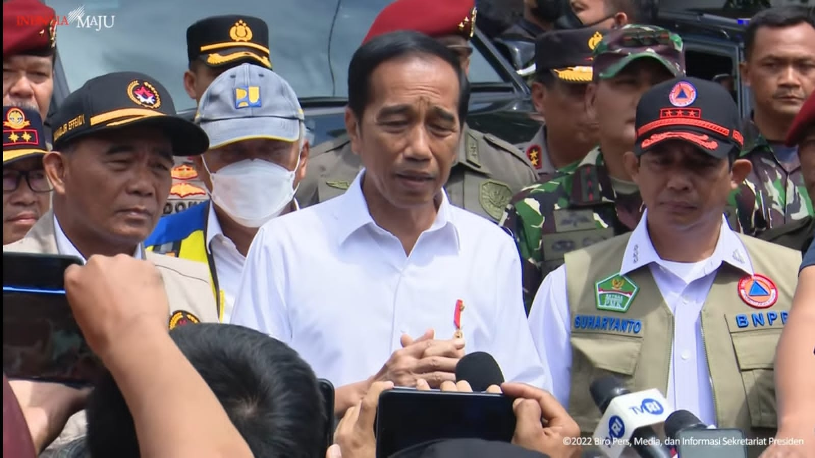 Presiden Jokowi Minta Evakuasi Korban Gempa Cianjur Jadi Prioritas 