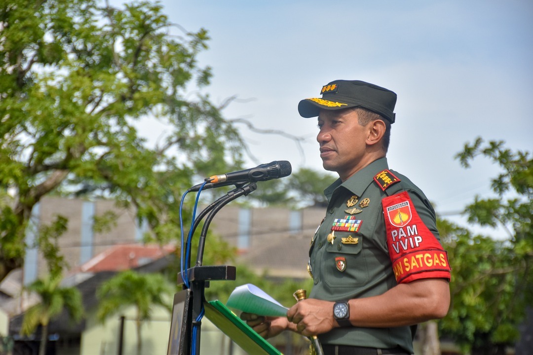 Danrem 074/Warastratama Pimpin Apel Gelar Pasukan Pam VVIP Presiden RI dan Presiden UEA