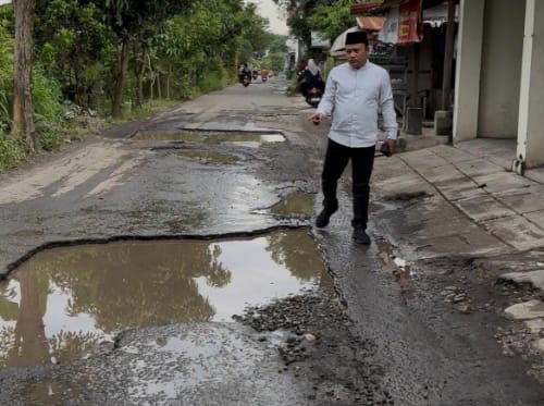 Jalan Rusak Parah di Colomadu, Wawan Pramono Desak Tindakan Cepat