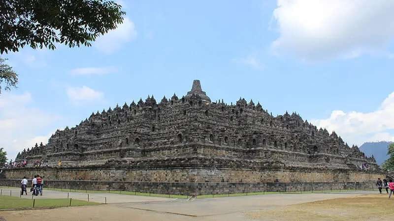 Erick Thohir Dukung Candi Borobudur Digunakan Sebagai Tempat Ibadah