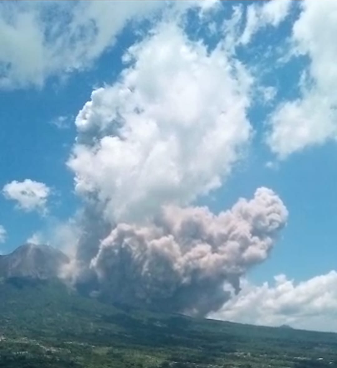 Ini Himbauan Polda Jateng Tekait Erupsi Merapi