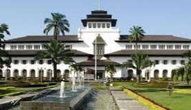 Selain Dikenal Sebagai Surga Belanja dan Kuliner, Bandung Juga Miliki Gedung Bersejarah Lho