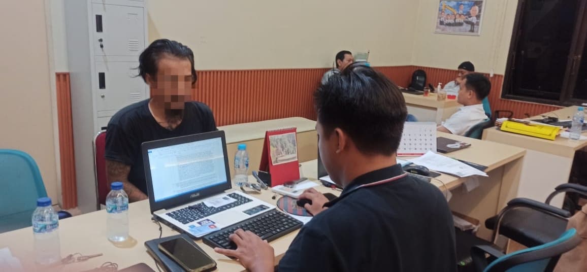 Emosi karena Rokok, Warga Karanganyar Bacok Tetangga hingga Luka Serius