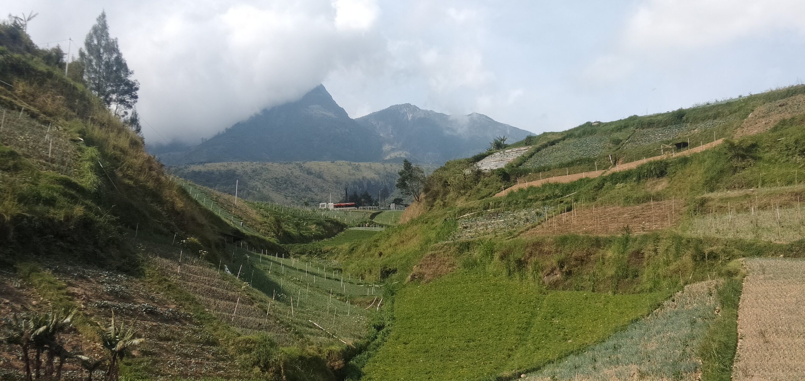 Sebelum Pencalonan Ganjar Sebagai Capres, Sosok Ini Ungkap Presiden Mendatang Tak Jauh Dari Gunung Lawu