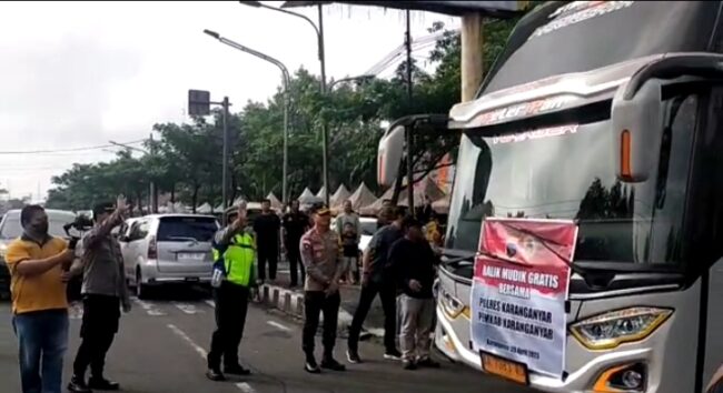 Polisi Sediakan Bus untuk Warga Karanganyar Balik ke Jabodetabek Gratis