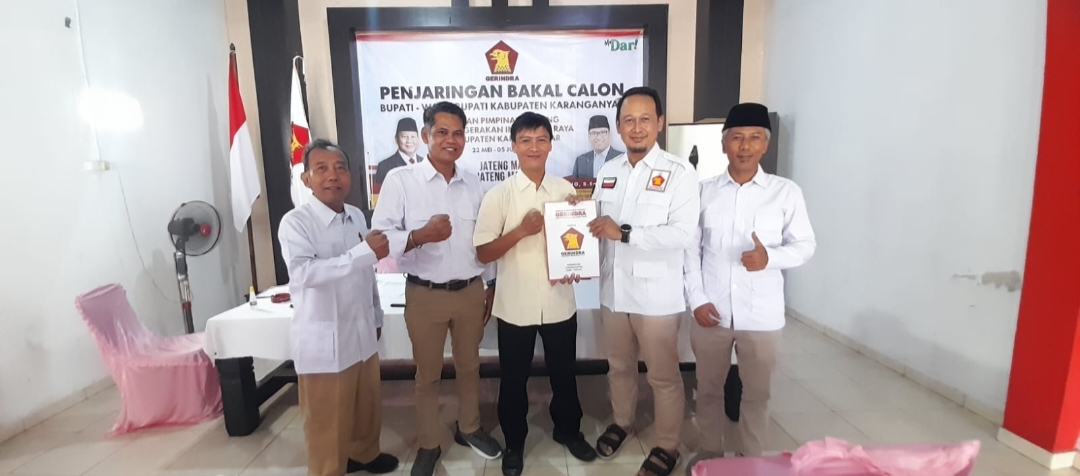 Baru 2 Jam Resmi Dibuka, Putra Mantan Bupati Karanganyar Ilyas Akbar Buru-Buru Daftar Bacabup di Partai Gerindra