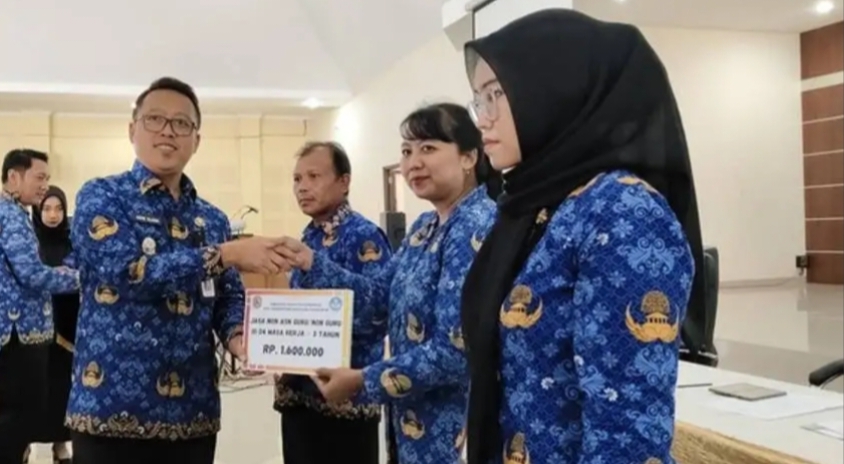 Kabar Gembira bagi Ribuan Pendidik Non-ASN di Karanganyar, Honorarium Naik Signifikan