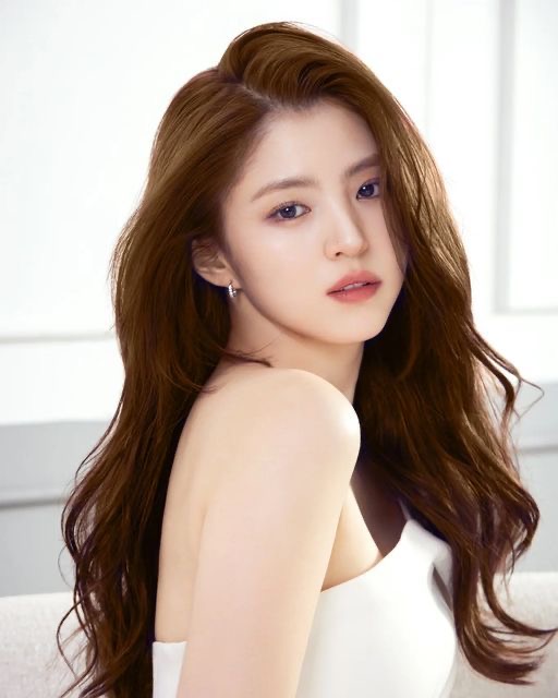 Han So Hee Meminta Maaf Atas Postingan Media Sosial Terbaru + Komentar Singkat Agensi