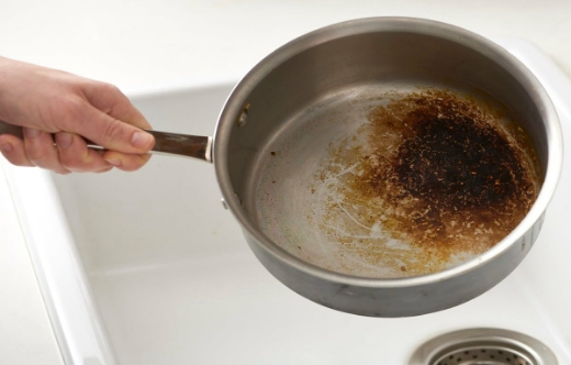 Jangan Buang Panci Gosong, Bersihkan Dengan Bahan Ini Dijamin Kinclong