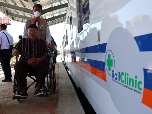 Rangkaian HUT Ke 79, Rail Clinic Hadir Layani Masyarakat di Sekitar Stasiun Solo Kota