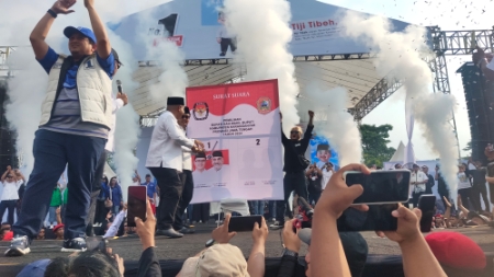 Konser Musik Bertajuk Nyawiji Dadi S1ji, Akhiri Masa Kampanye Paslon Ilyas – Tri Haryadi