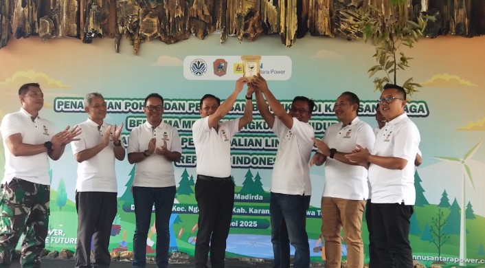 PLN Nusantara Power dan BUMDes Berjo Hijaukan Telaga Madirda, Tanam 1.500 Pohon dan Tebar 3.000 Benih Ikan