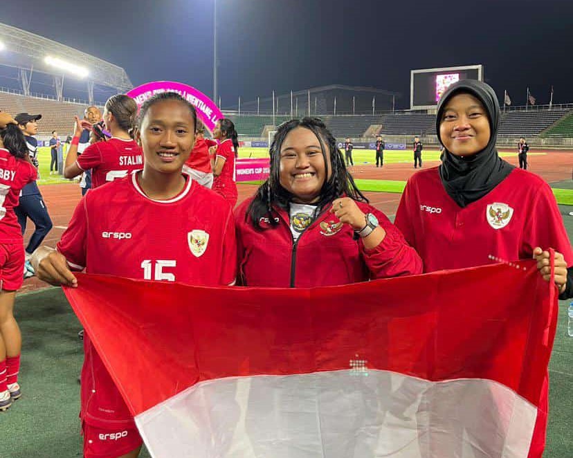 Timnas Putri Indonesia Juara Piala AFF Wanita 2024, Dua Diantaranya Adalah Mahasiswa FIKK UNESA