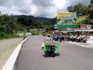 Air Terjun Jumog