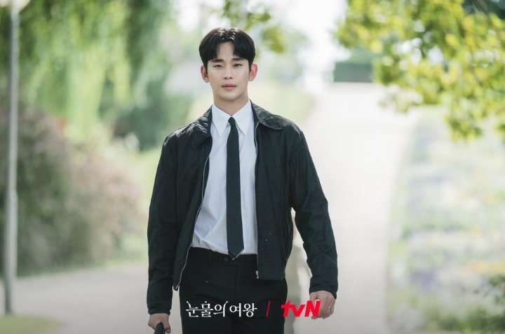 Bintangi “Queen of Tears” Kimsoohyun menerima bayaran berbeda dari drama sebelumnya!