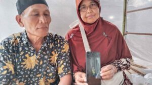 Orang Tua Lulusan Terbaik