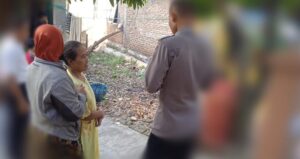 nenek gantung diri